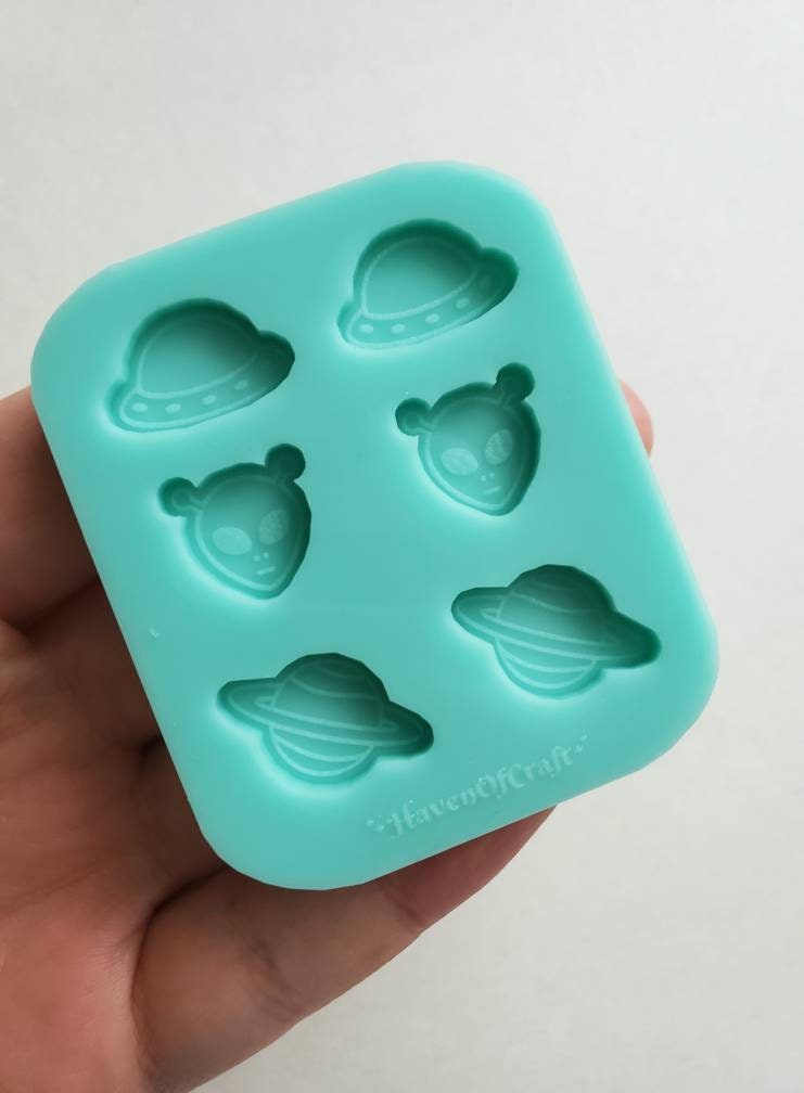 Made to order - Space themed shiny stud palette mold