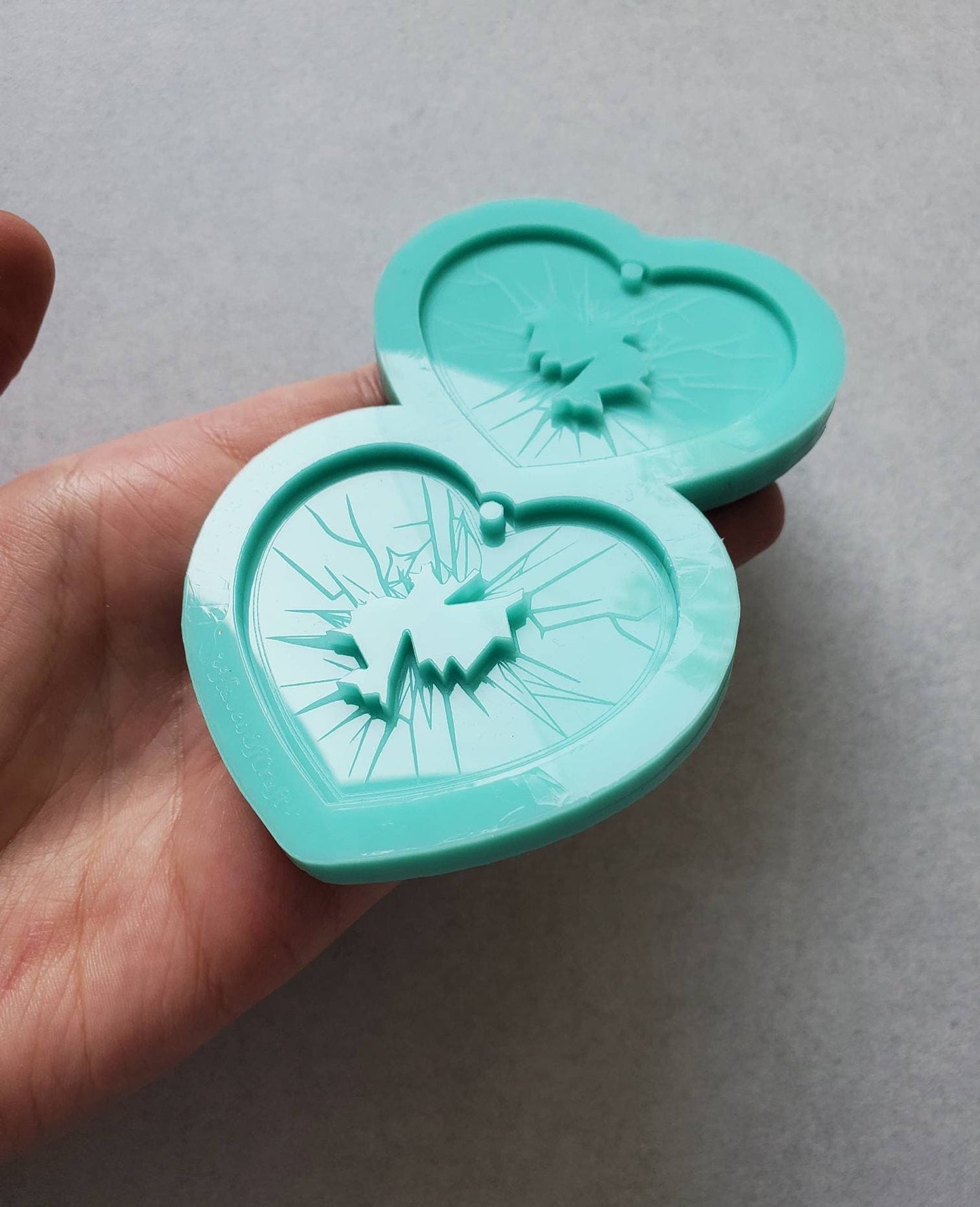 Made to order - Cracked Heart Earring shiny silicone mold