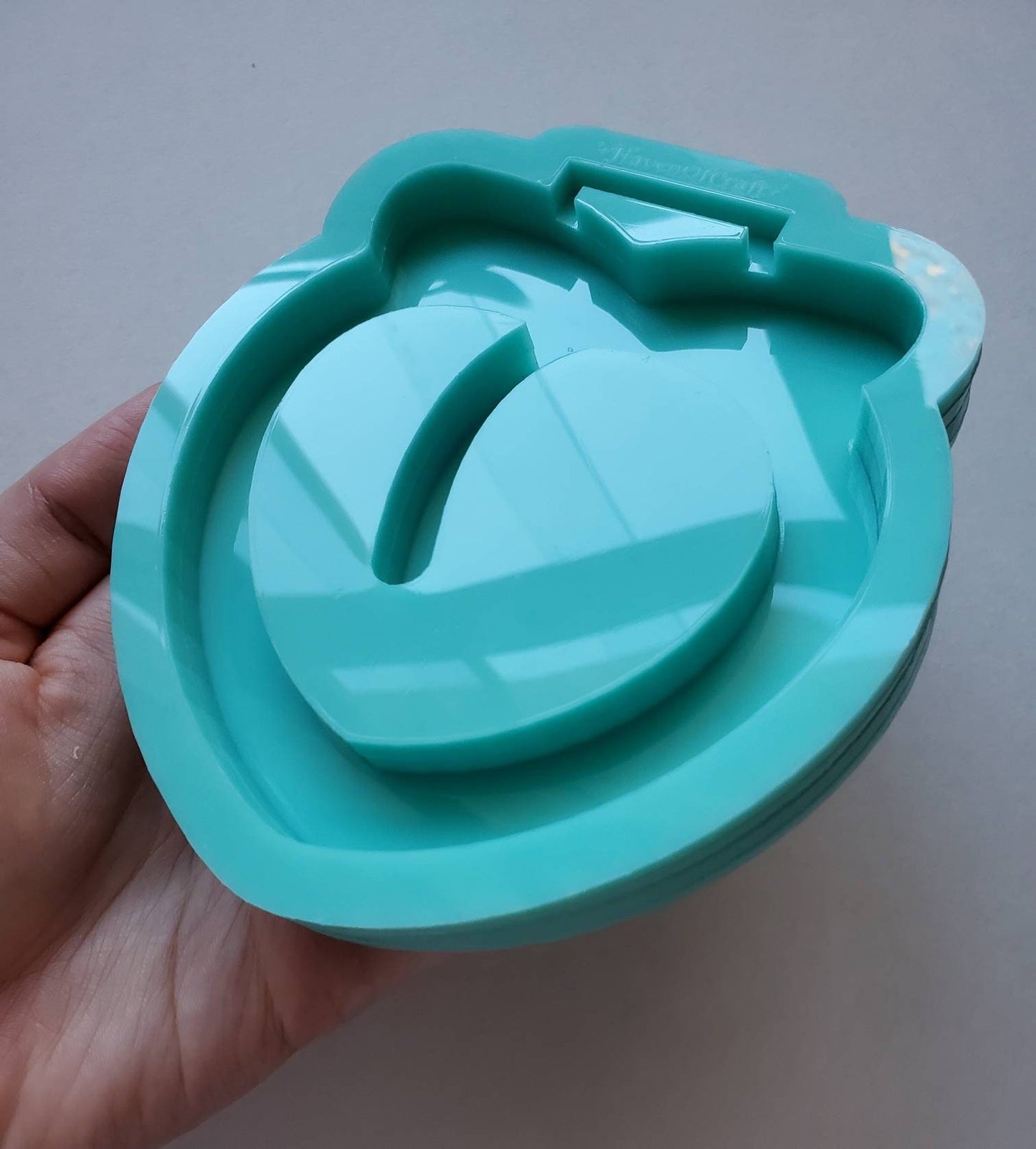 Made to order - Peach Handle\Tsurikawa mold