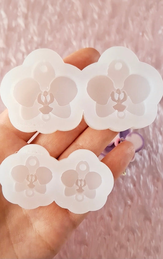 Earring Mold | Orchid Flowers / With loop at the bottom - 2 Different Size To Choose From - Silicone Mold - Clear mold for UV resin available - Made to order