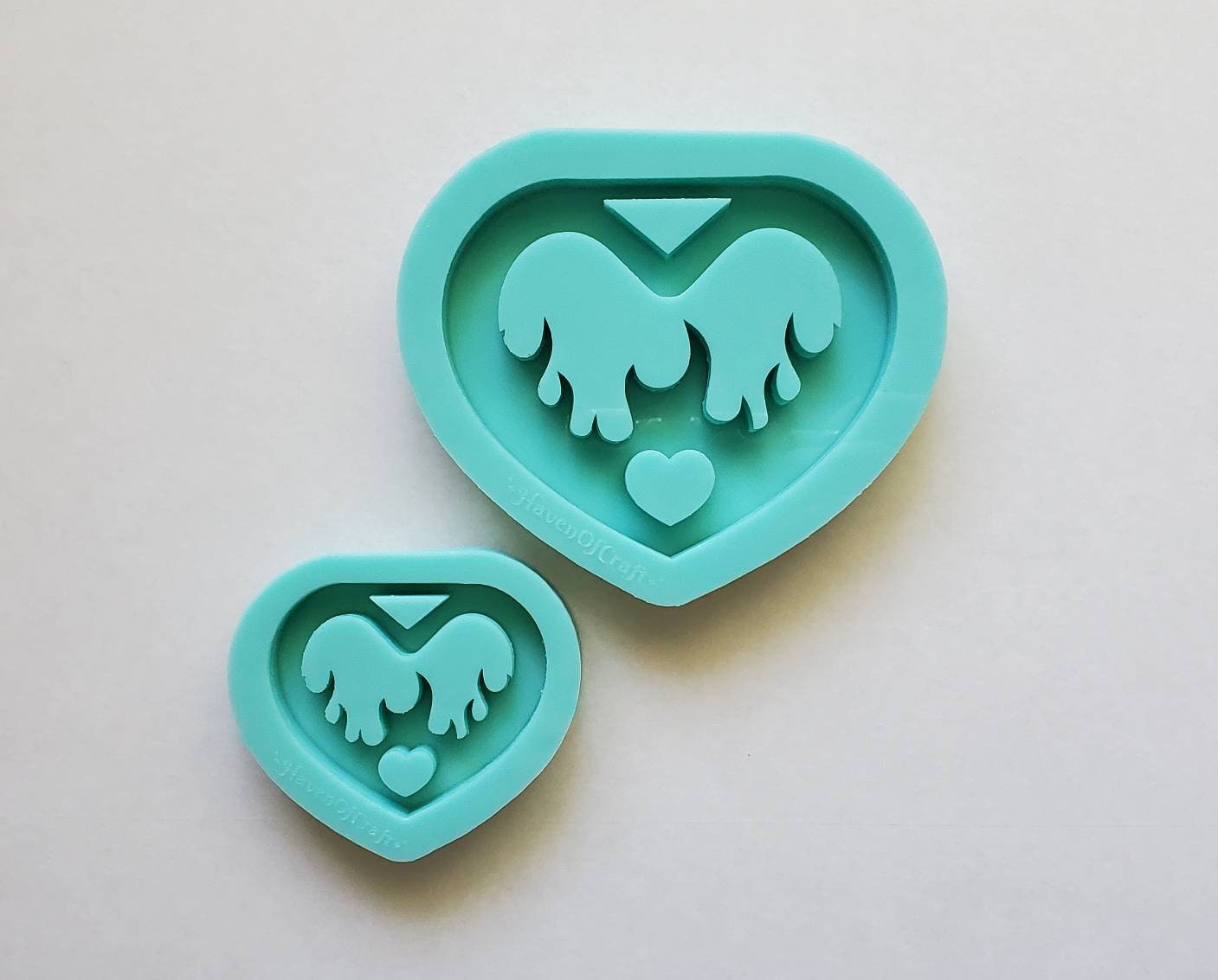 Made to Order - Flame Heart Tsurikawa Mold 2 sizes - Made with Acrylic Blank, shiny silicone mold