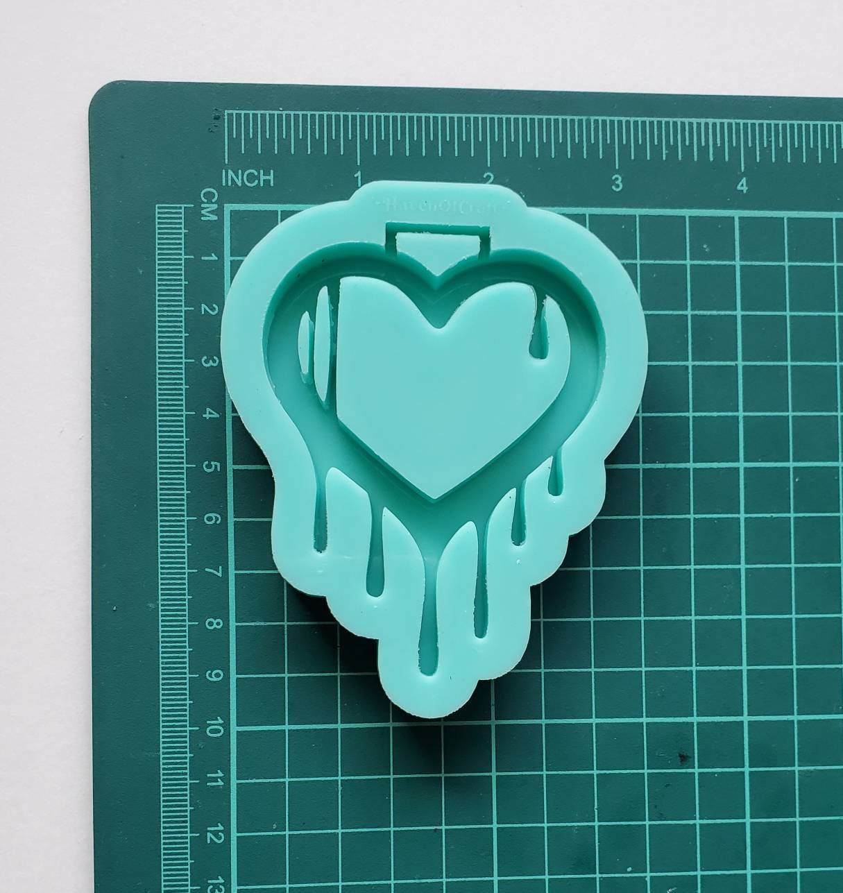 Made to Order - Drip Heart Tsurikawa Silicone Mold 2 sizes - Made with Acrylic Blanks