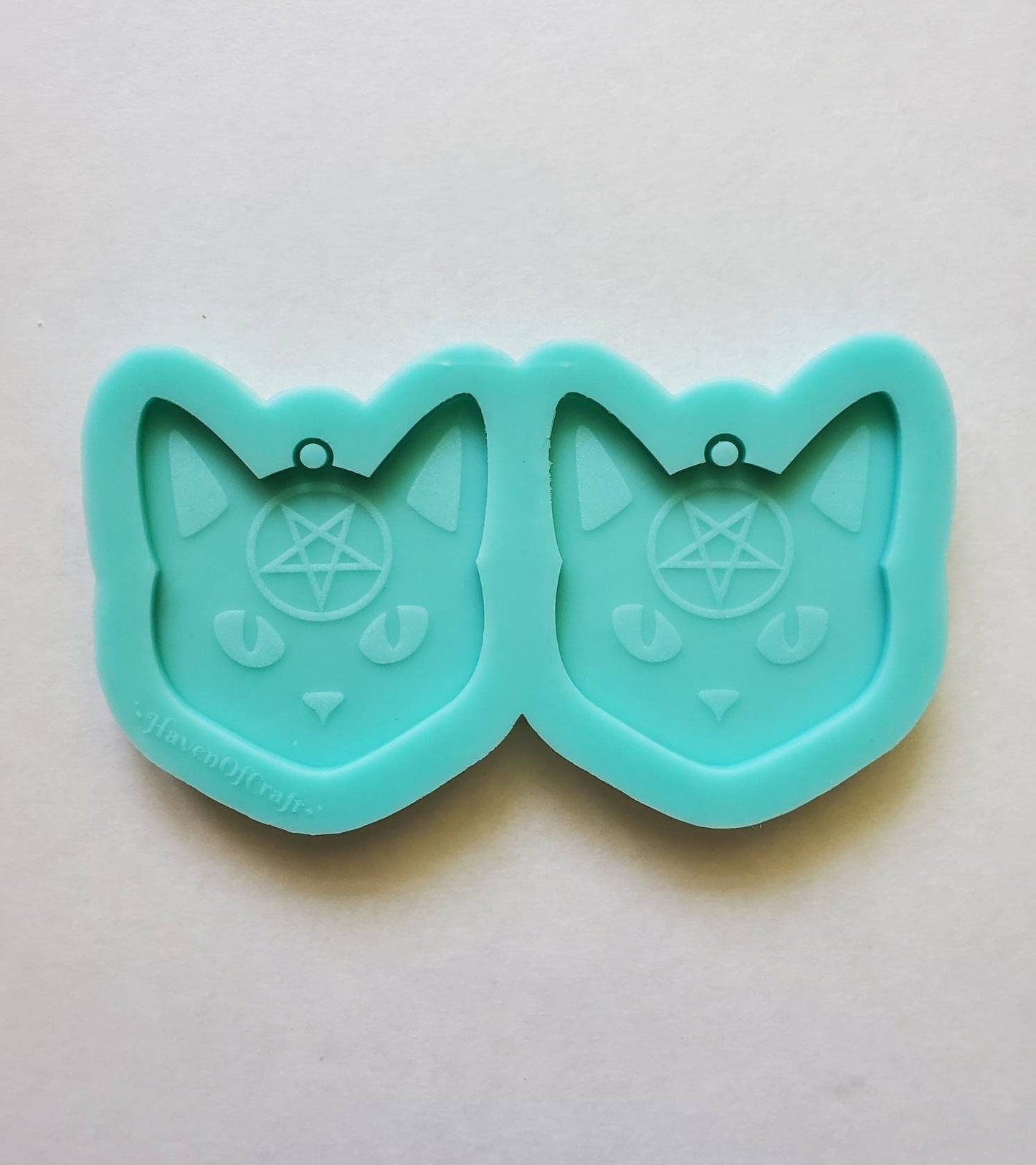 Made to order – Pentagram cat shiny silicone mold