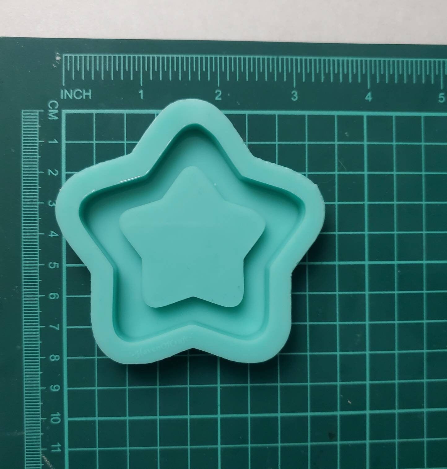 Made to Order - Thick Star Shaker Mold 2 Sizes - shiny silicone mold