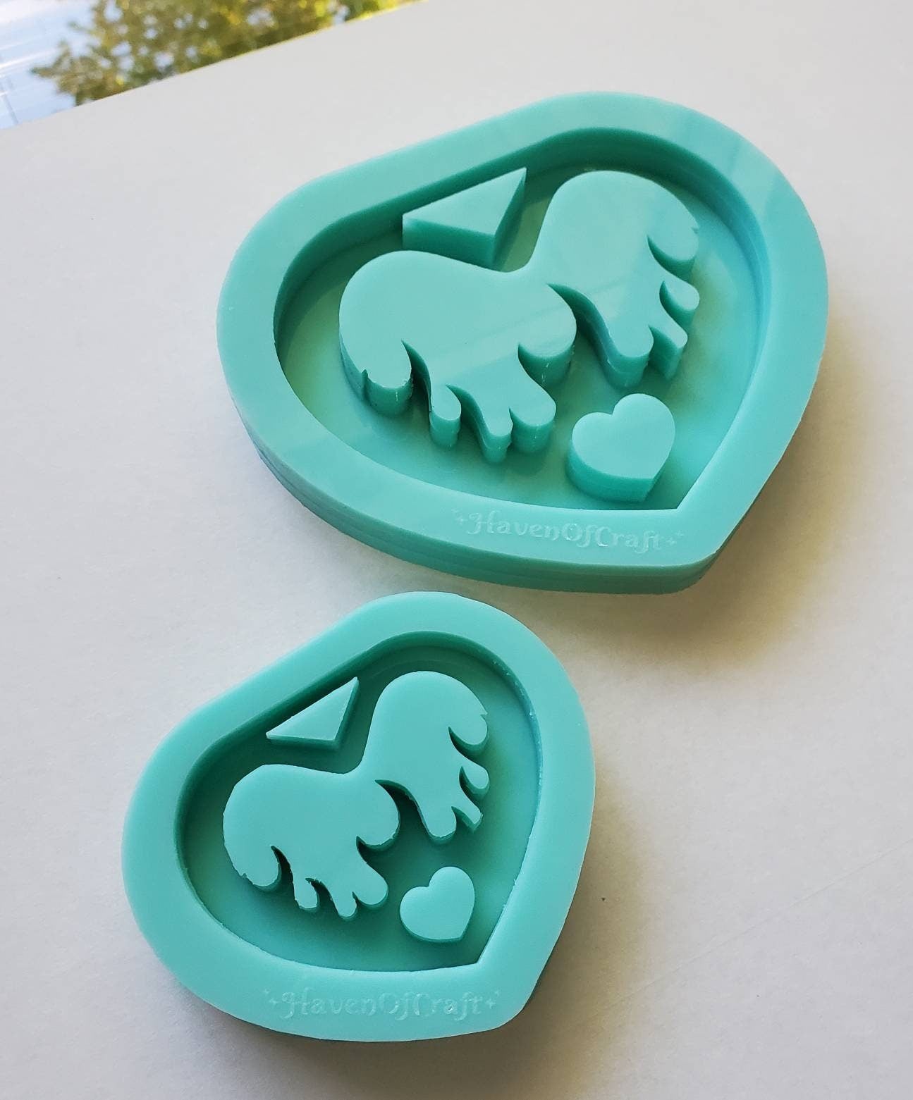 Made to Order - Flame Heart Tsurikawa Mold 2 sizes - Made with Acrylic Blank, shiny silicone mold