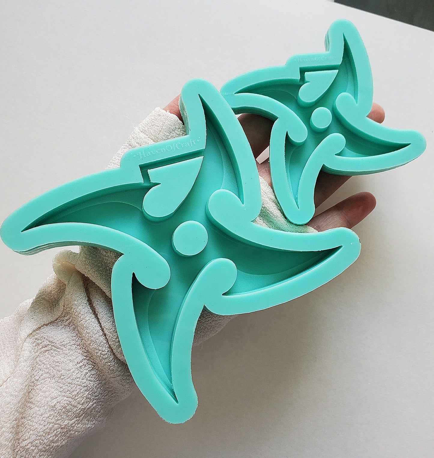 Made to Order - Shuriken Tsurikawa Silicone Mold 2 sizes - Made with Acrylic Blanks