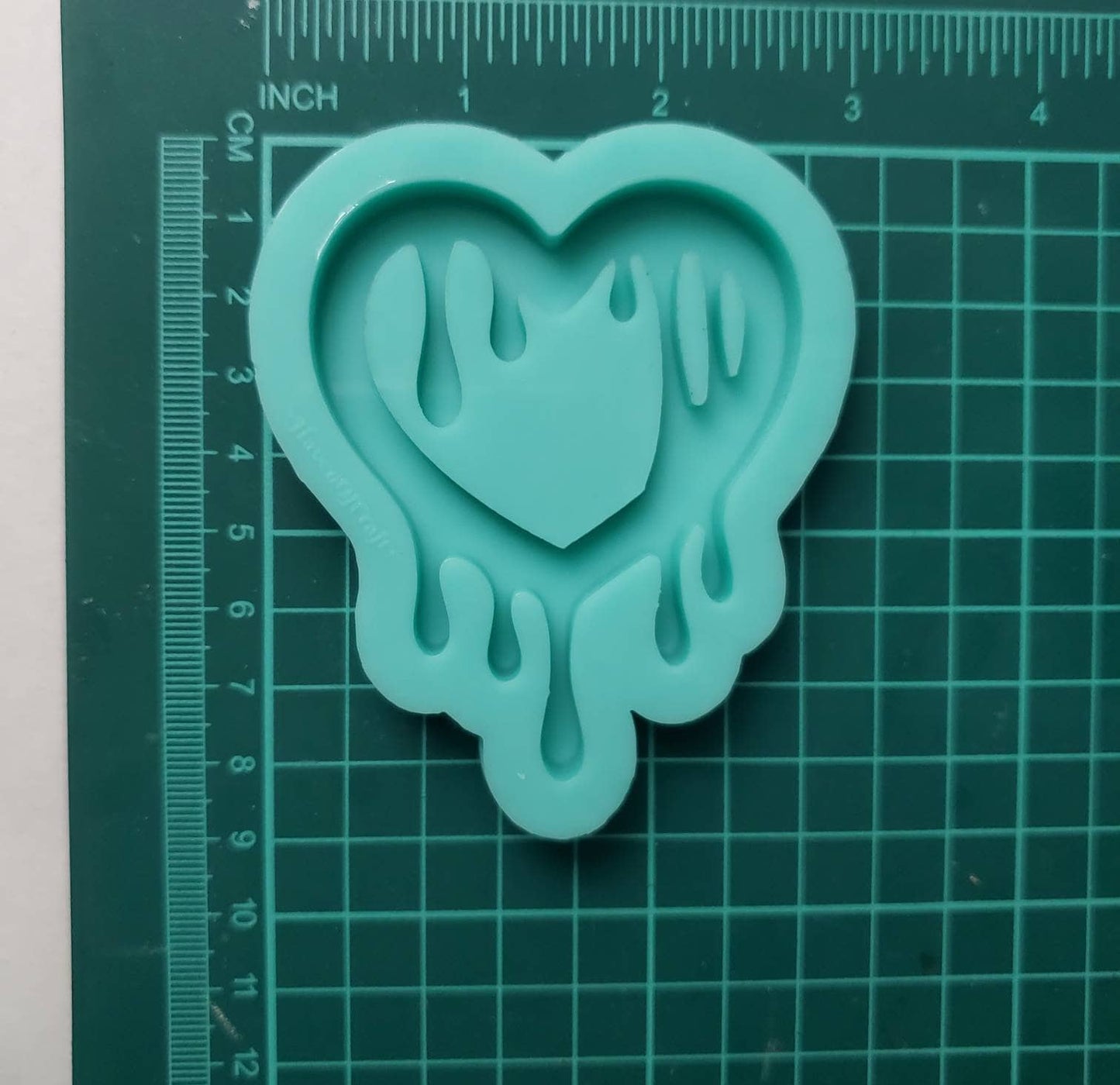 Made to Order - Thick Drip Heart Shaker Mold 2 Sizes - shiny silicone mold