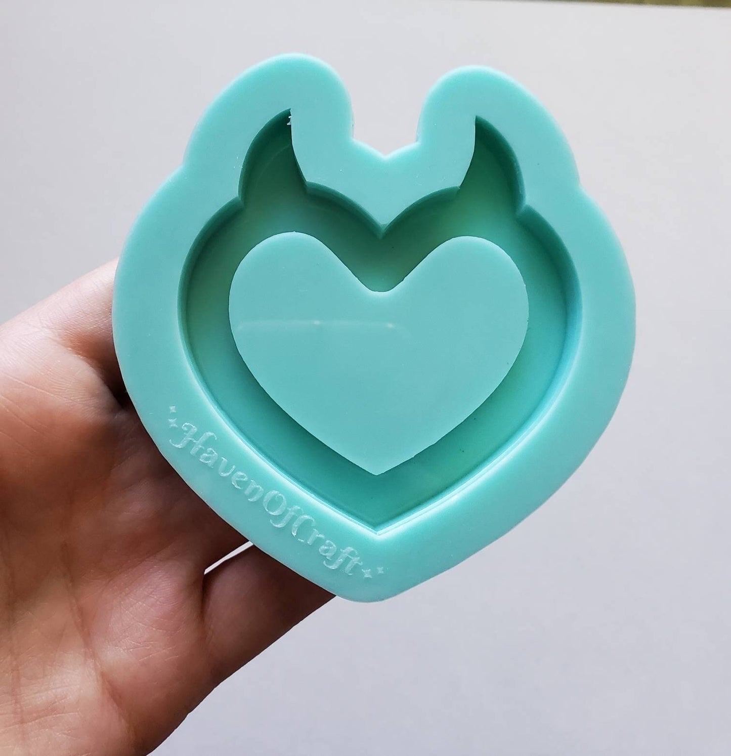 Made to Order - Horn Heart Shaker Mold - shiny silicone mold