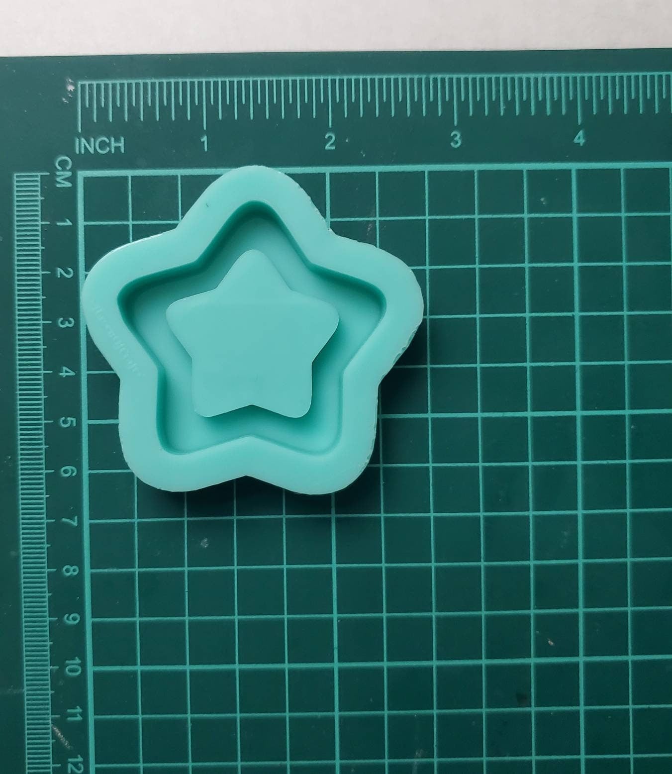 Made to Order - Thick Star Shaker Mold 2 Sizes - shiny silicone mold