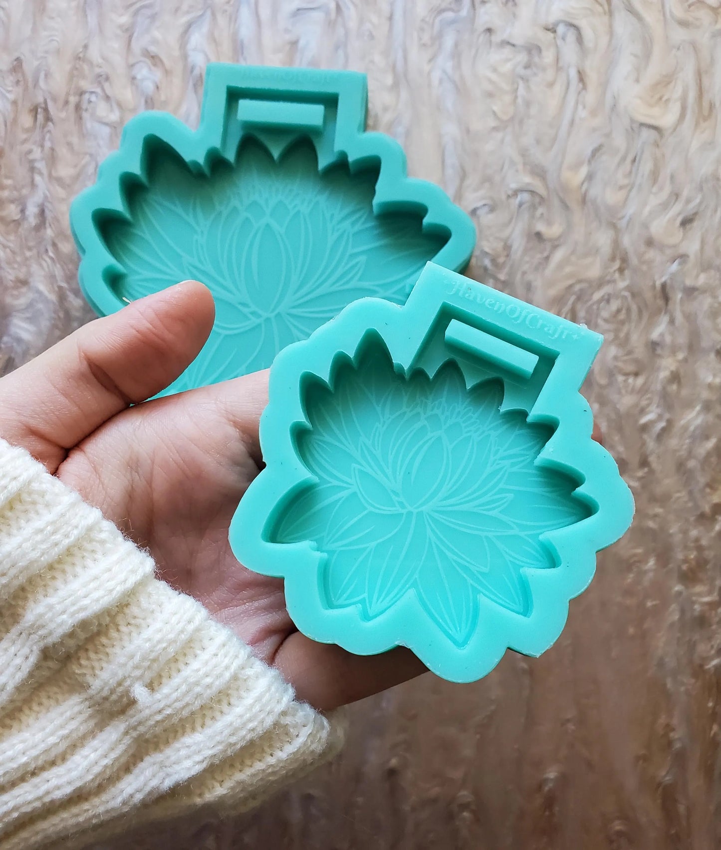 Lotus flower Tsurikawa Mold 2 sizes - Made with Acrylic Blank, shiny silicone mold -Made to order