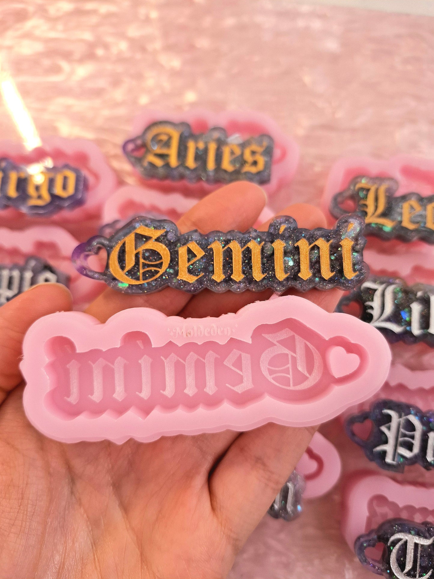Zodiac keychain mold 1/4 inches thick