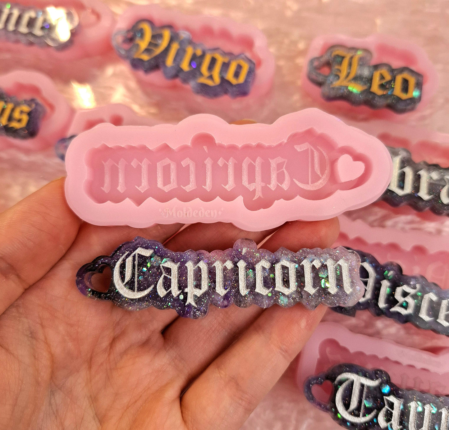 Zodiac keychain mold 1/4 inches thick
