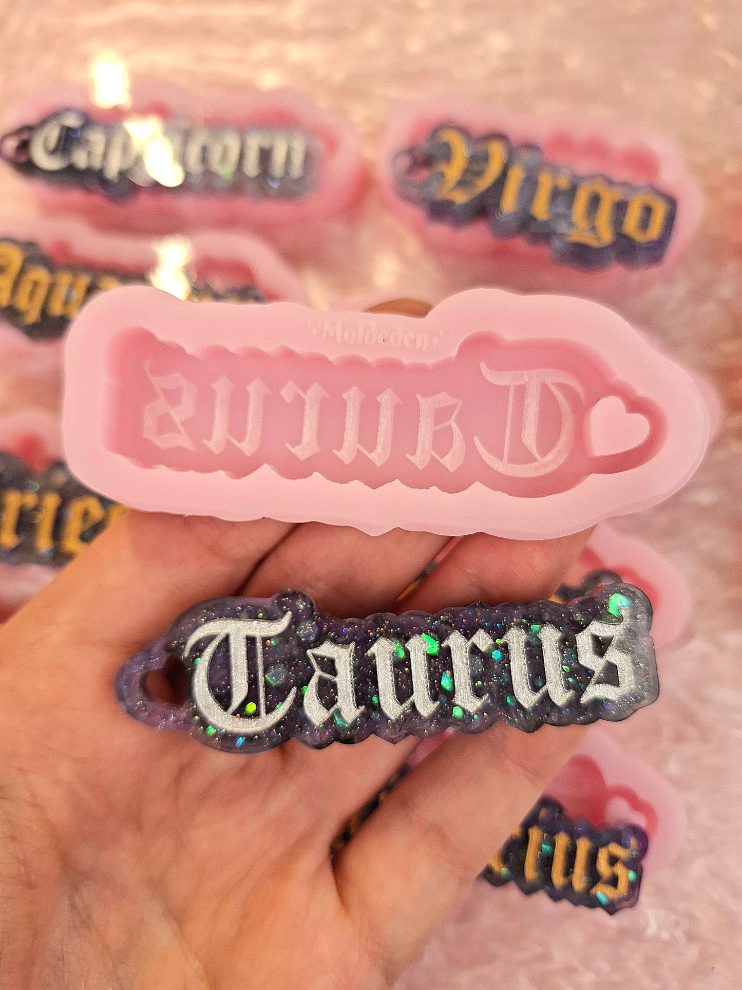 Zodiac keychain mold 1/4 inches thick