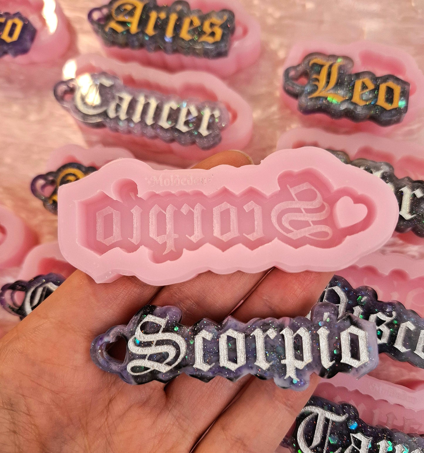 Zodiac keychain mold 1/4 inches thick