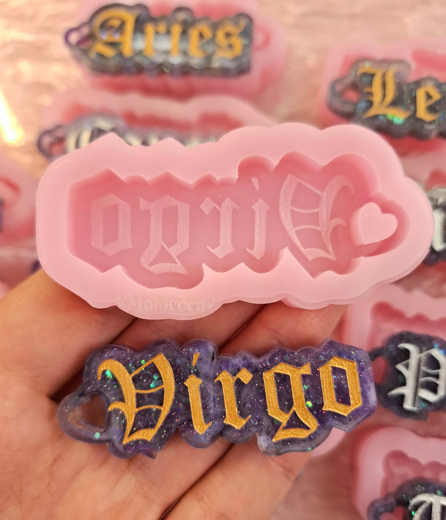 Zodiac keychain mold 1/4 inches thick
